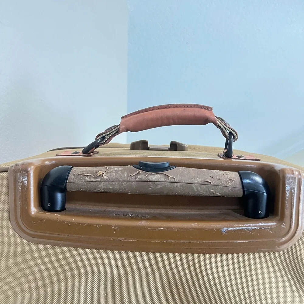 HARTMANN Nylon Leather trim Travel Luggage CarryOn Bag Travel two‎ read bellow